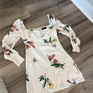 WHITE FLORAL MINI DRESS